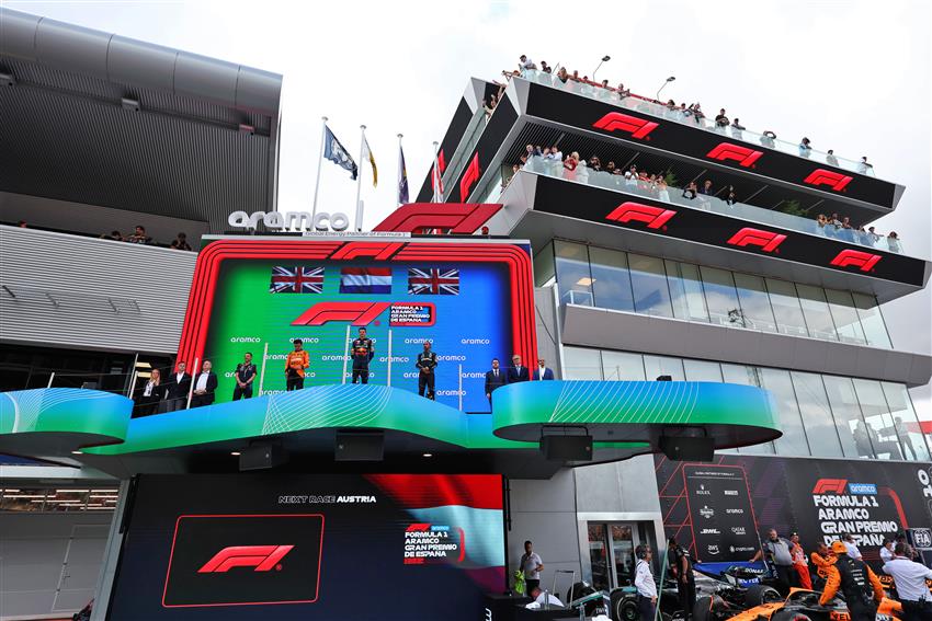 paddock podium